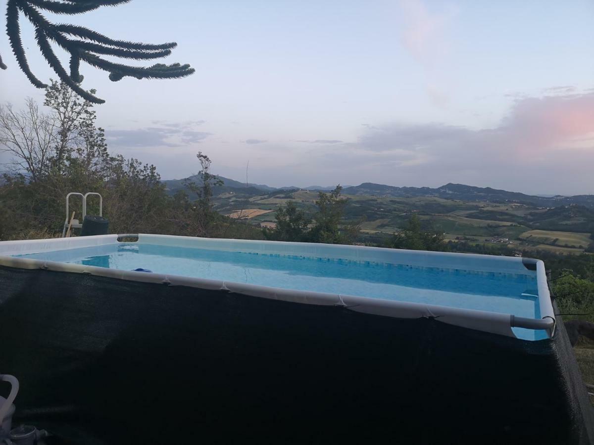 Farm stay Oasi Di Mastarone - Il Vino E Le Rose Momperone